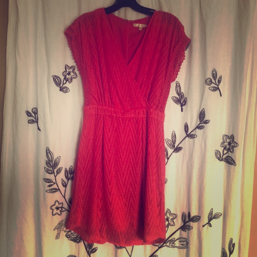 Under Skies textured dress